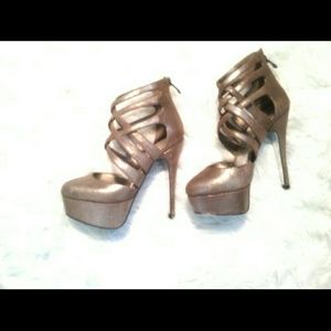 BEBE TANISH PLATFORM SHOE