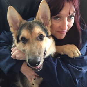 Meet your Posher, Nena