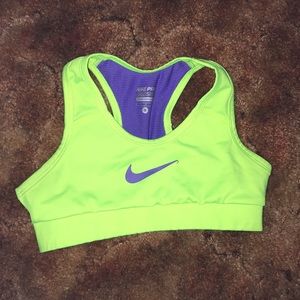 NIKE PRO sports bra💚