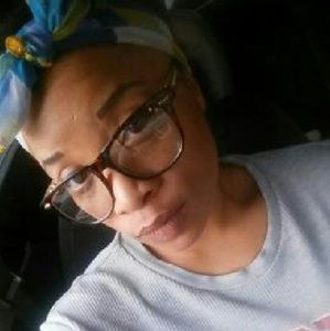 Meet your Posher, Edith