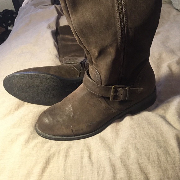 Express faux suede brown riding boots - Picture 2 of 4
