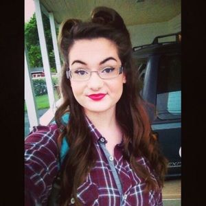 Meet your Posher, Alexa