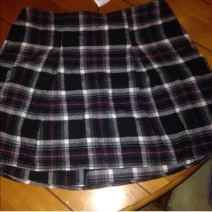 plaid skirt