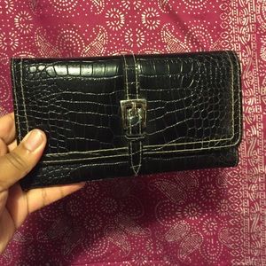 Black Tri-fold Wallet