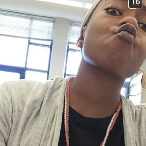 Meet your Posher, Destyne