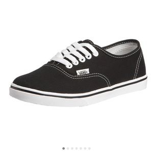 Meet your Posher, Yanni