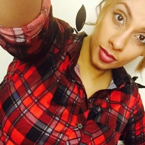 Meet your Posher, Leilani