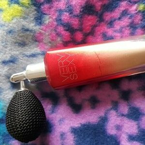 Shimmering Body Powder