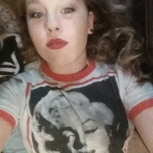 Meet your Posher, Jade
