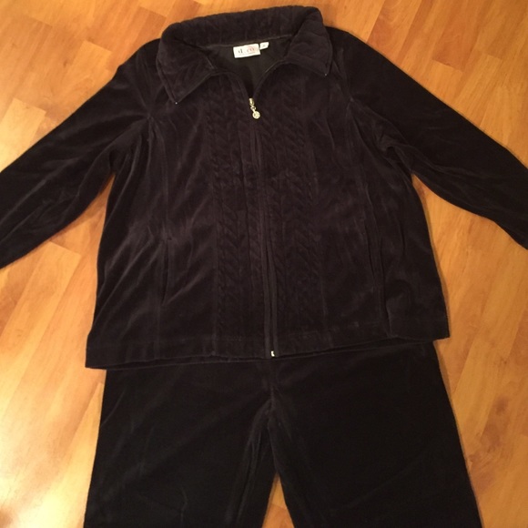 XL Stretch Velour Pant and Jacket Set