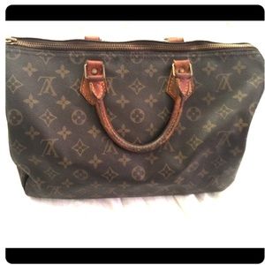 Louis Vuitton Speedy 35