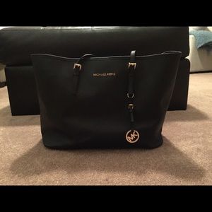 Michael Kors Jet Set Large Travel Tote