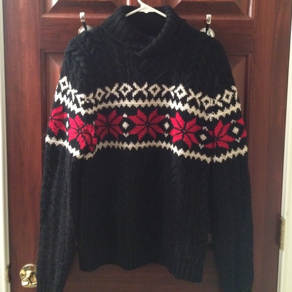 100% Wool Sweater Size Medium