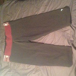 PINK cropped leggings