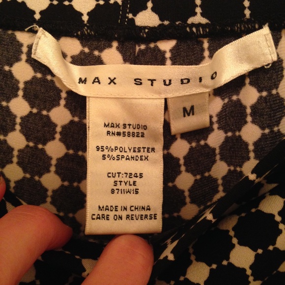 Geo Pattern Midi Skirt - Picture 3 of 3