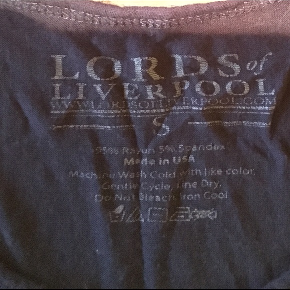 flowy tank top - Picture 3 of 3