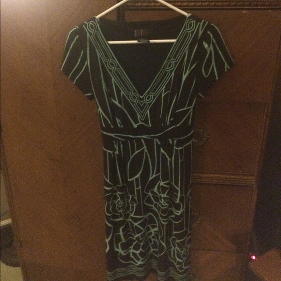 Beautiful dress! SZ 6