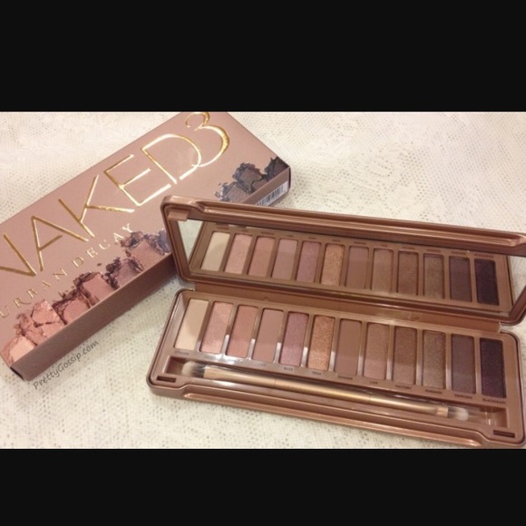 Naked 3 urban decay slightly used