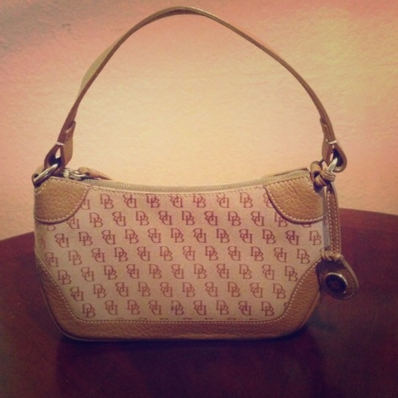 Dooney & Bourke Handbag
