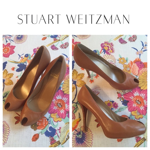 Stuart Weitzman pumps