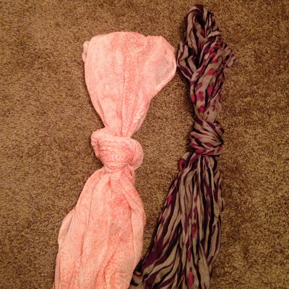 Scarves from Charlotte Russe - Picture 1 of 1