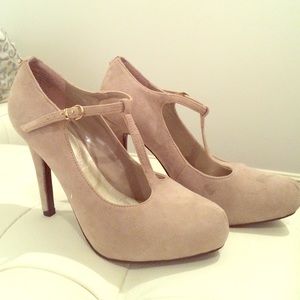 Guess Suede Heels
