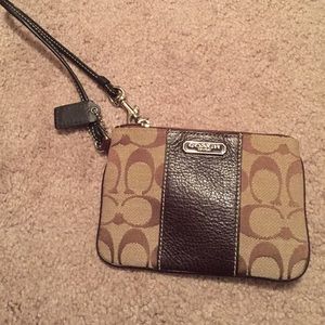 Wristlet