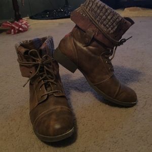 AEO convertible brown combat style boots!