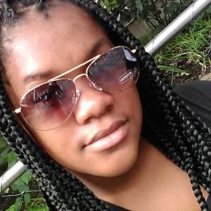 Meet your Posher, Khadijah