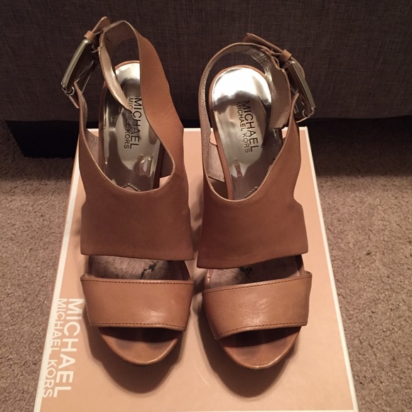 Michael Kors Carla