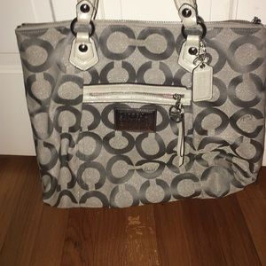 Coach Poppy Bag Barley Used!!!!!
