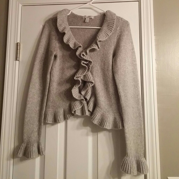 SOLD Light gray sweater