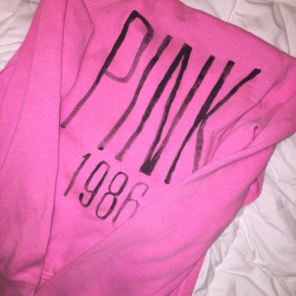 VS pink sweatshirt