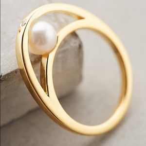 Anthropologie Size 6 Pearl & CZ Mod Ring