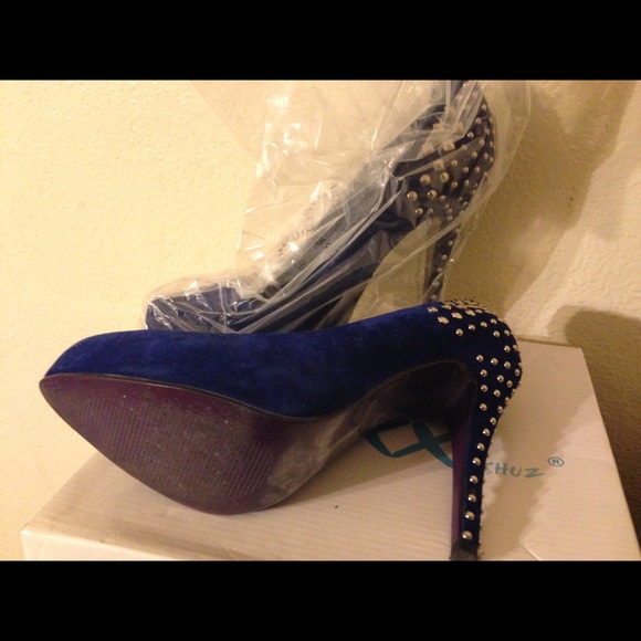 Royal blue size 8 heel - Picture 3 of 4