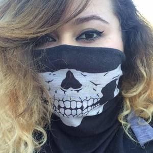 Meet your Posher, Yesenia