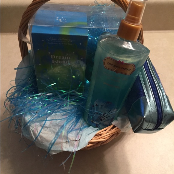 🎉🎉Free gift with a 60 dollar purchase!!!!🎉🎉🤗