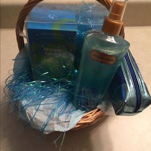 🎉🎉Free gift with a 60 dollar purchase!!!!🎉🎉🤗