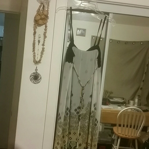 Pretty, summer dress! - Picture 2 of 4