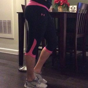 Under Armour Capri work out pants