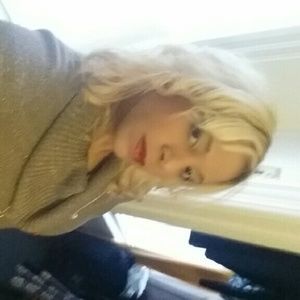 Meet your Posher, Rosalba