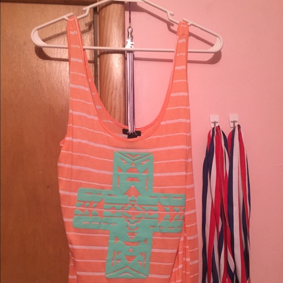 Tank top.