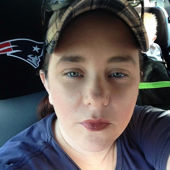 Meet your Posher, Heather - Picture 1 of 1