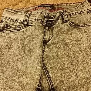 Girls skinny jeans acid washed