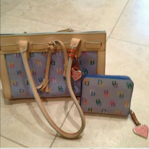 D and B wallet only .....reserved