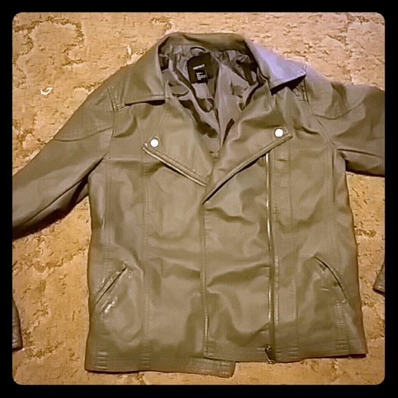Girls gray leathet jacket