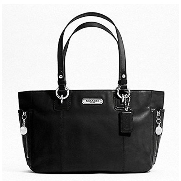 Coach Gallery Leather Zipper Tote F19252