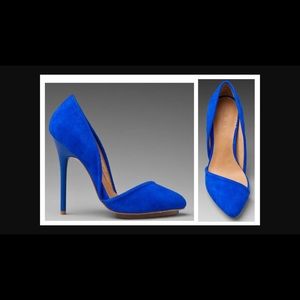 ISO Meredith pumps by L.a.m.b size 7 any color
