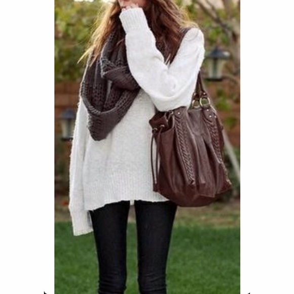 Sweaters - Soft White V-Neck Sweater