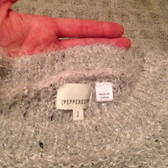 Silver sweater - Picture 2 of 2